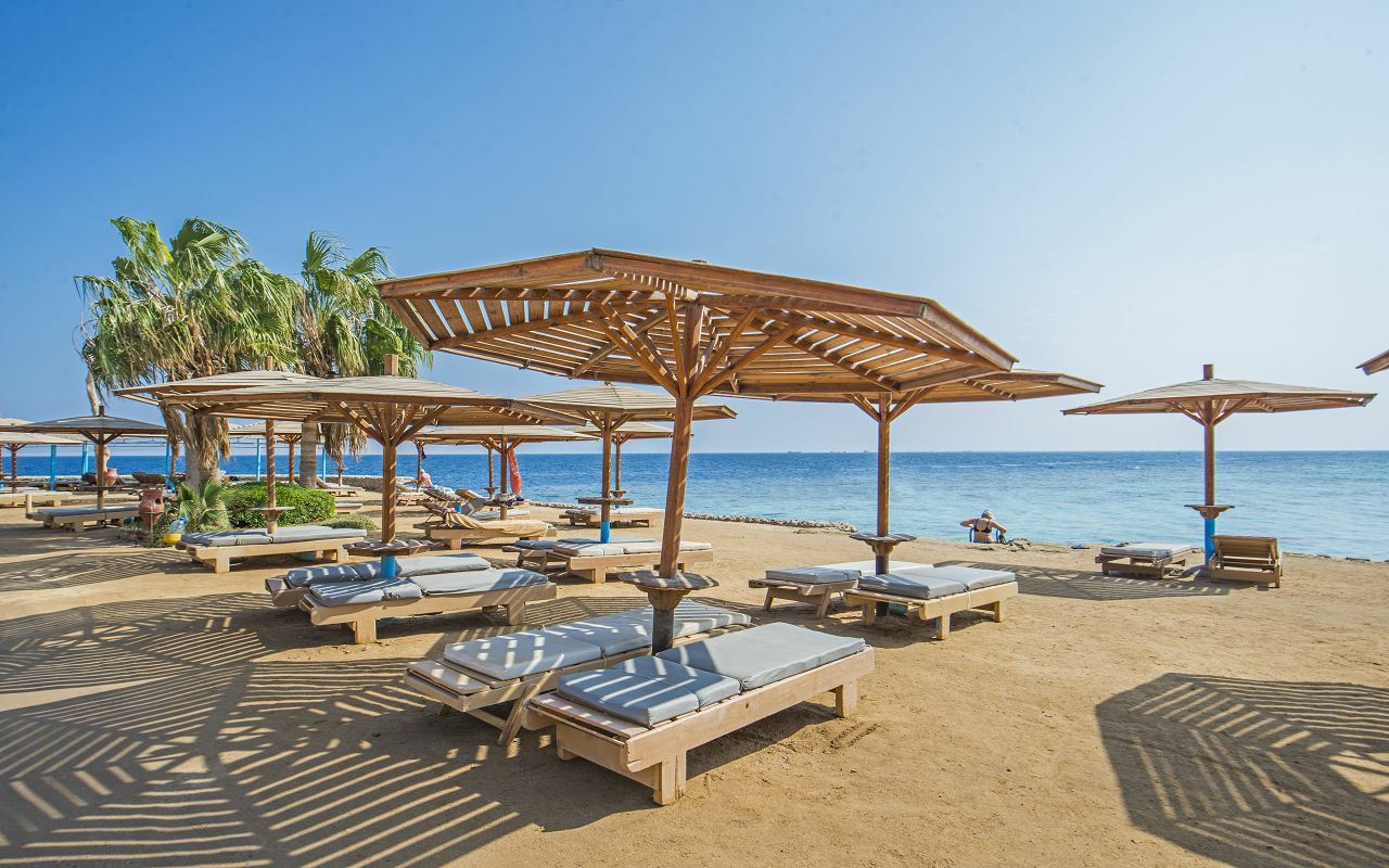 Sandy Beach Resort 4 Албания